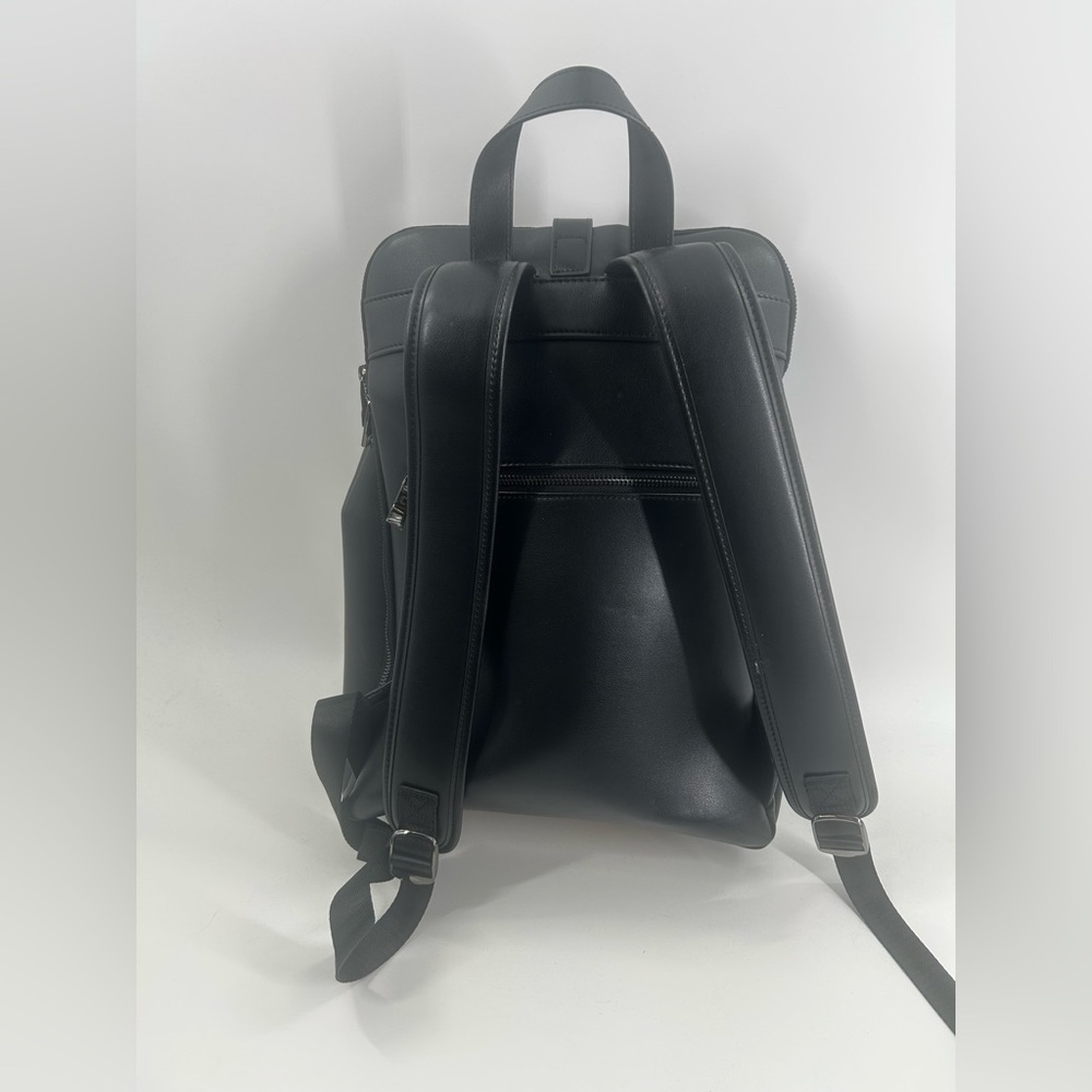 Cluci Two-Tone Leather Black and Light Gray Backpack - Picture 7 of 7